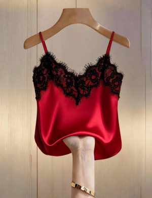 Top Satinado Rojo Lencero con Encaje de Pestañas Negro [TALLA S]