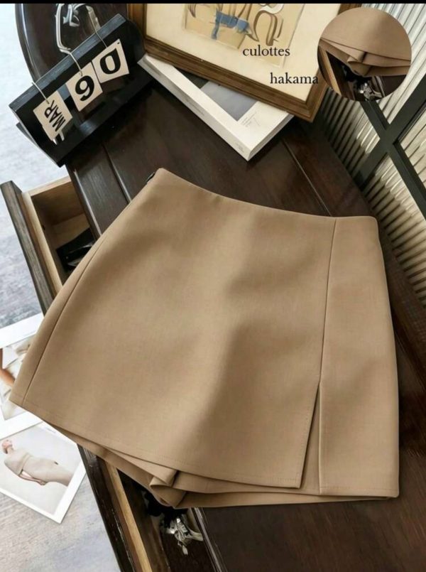 Falda Short (Skort) Beige