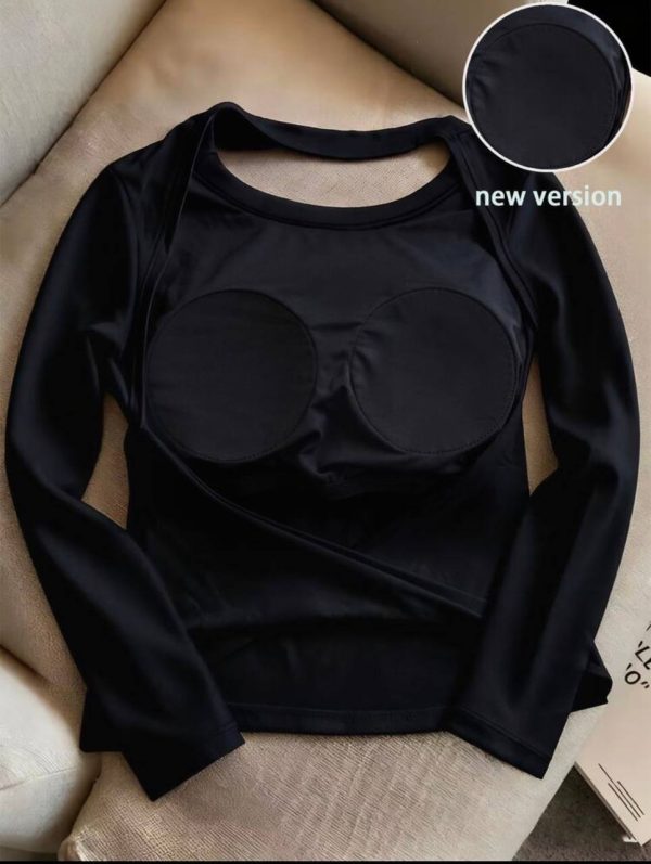 Blusa / Top deportivo negro manga larga con copas estructuradas